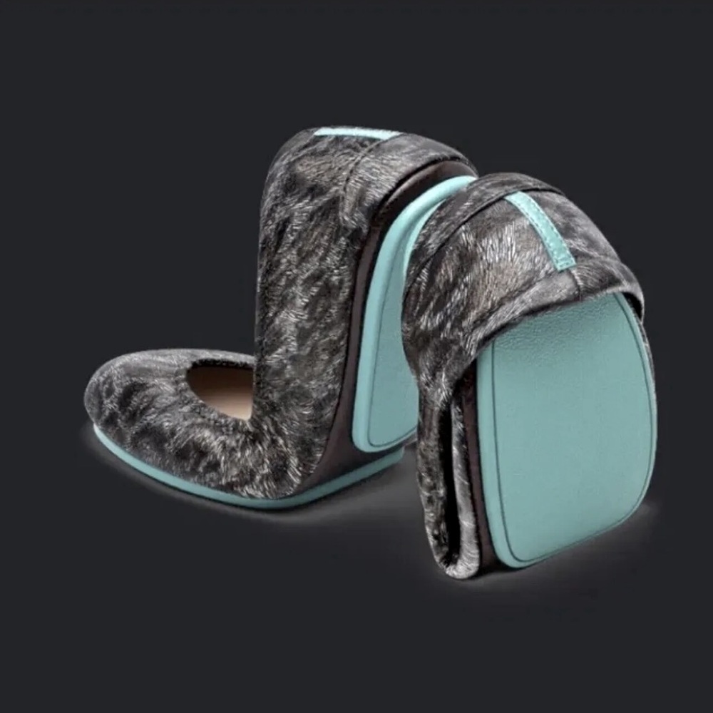 *BNIB* Black Leopard Tieks Size 10